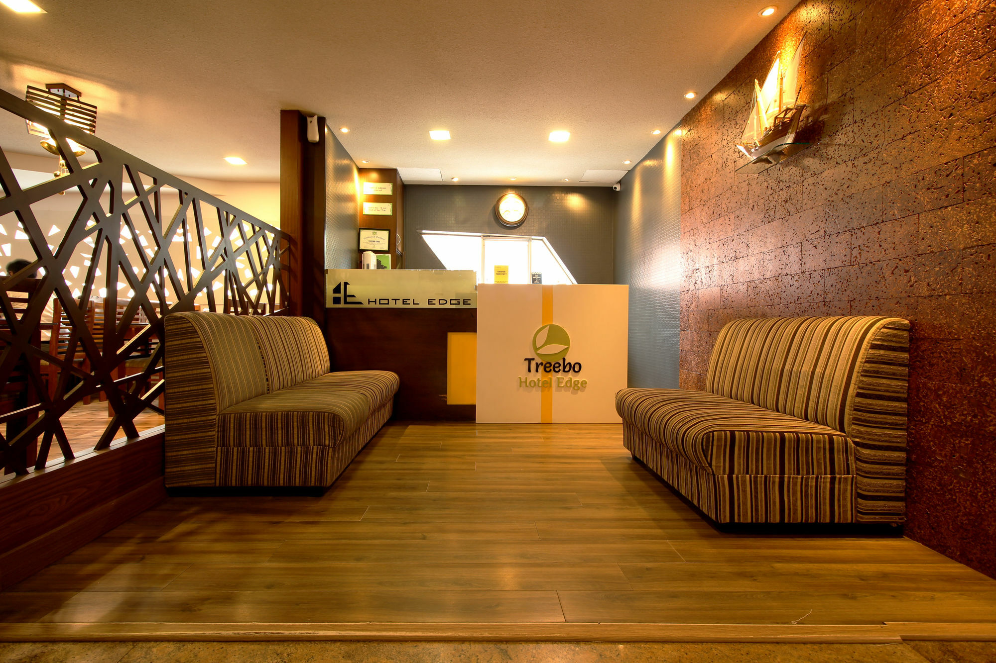 Treebo Trend Edge St Marks Road Bangalore Exteriör bild